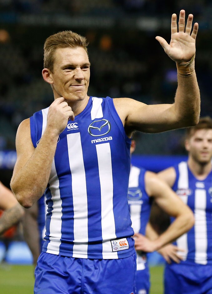 AFL 2016 Rd 23 - North Melbourne v GWS Giants MELBOURNE, AUSTRALIA - AUGUST 27: Drew Petrie of the Kangaroos thanks fans after what is possibly the final Melbourne game of his career during the 2016 AFL Round 23 match between the North Melbourne Kangaroos and the GWS Giants at Etihad Stadium on August 27, 2016 in Melbourne, Australia. (Photo by Adam Trafford/AFL Media)